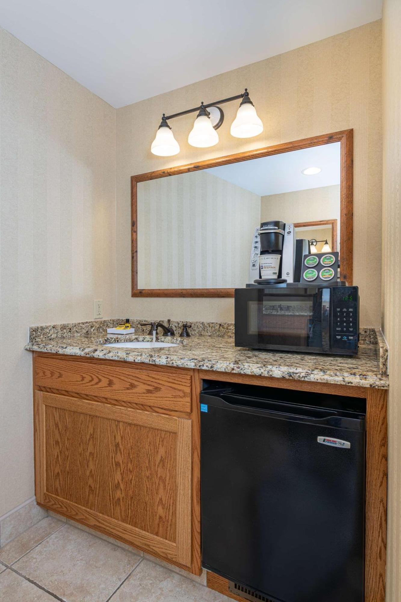Best Western Plus Waterbury - Stowe Exterior foto